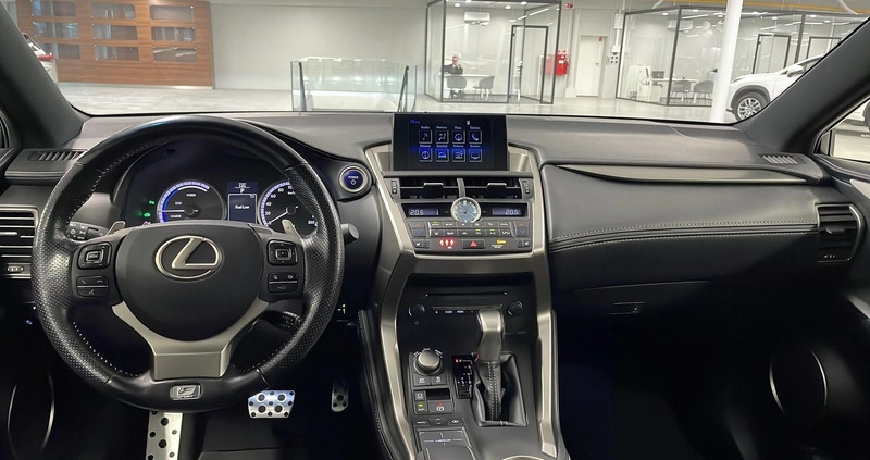 Lexus NX cena 128000 przebieg: 142270, rok produkcji 2017 z Gostyń małe 301